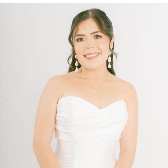 Meet your Posher, Ruth - Picture 1 of 1